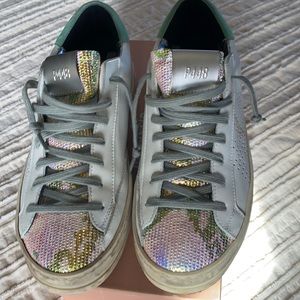 P448 John Glitter Camo Tongue Sneakers